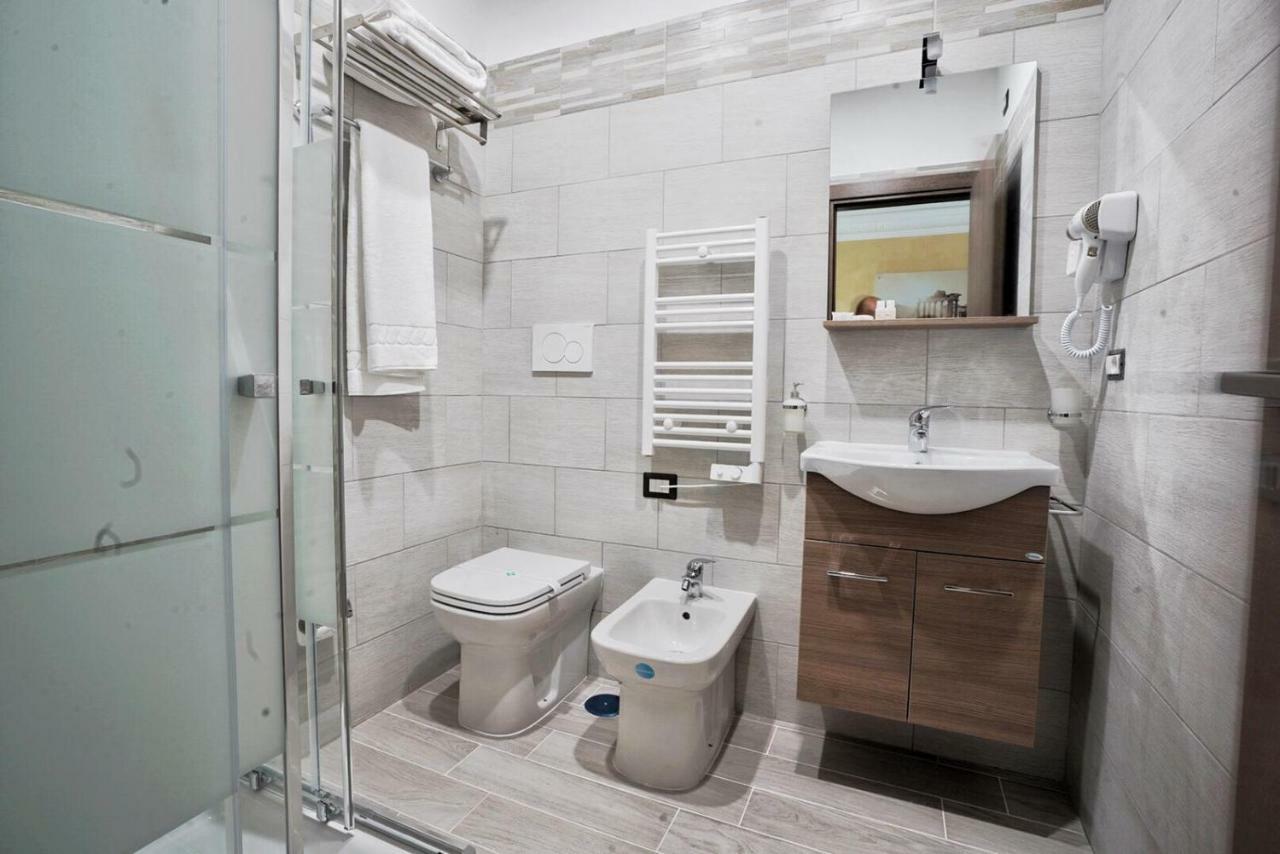 Noemi'S Rooms Guest House 로마 외부 사진